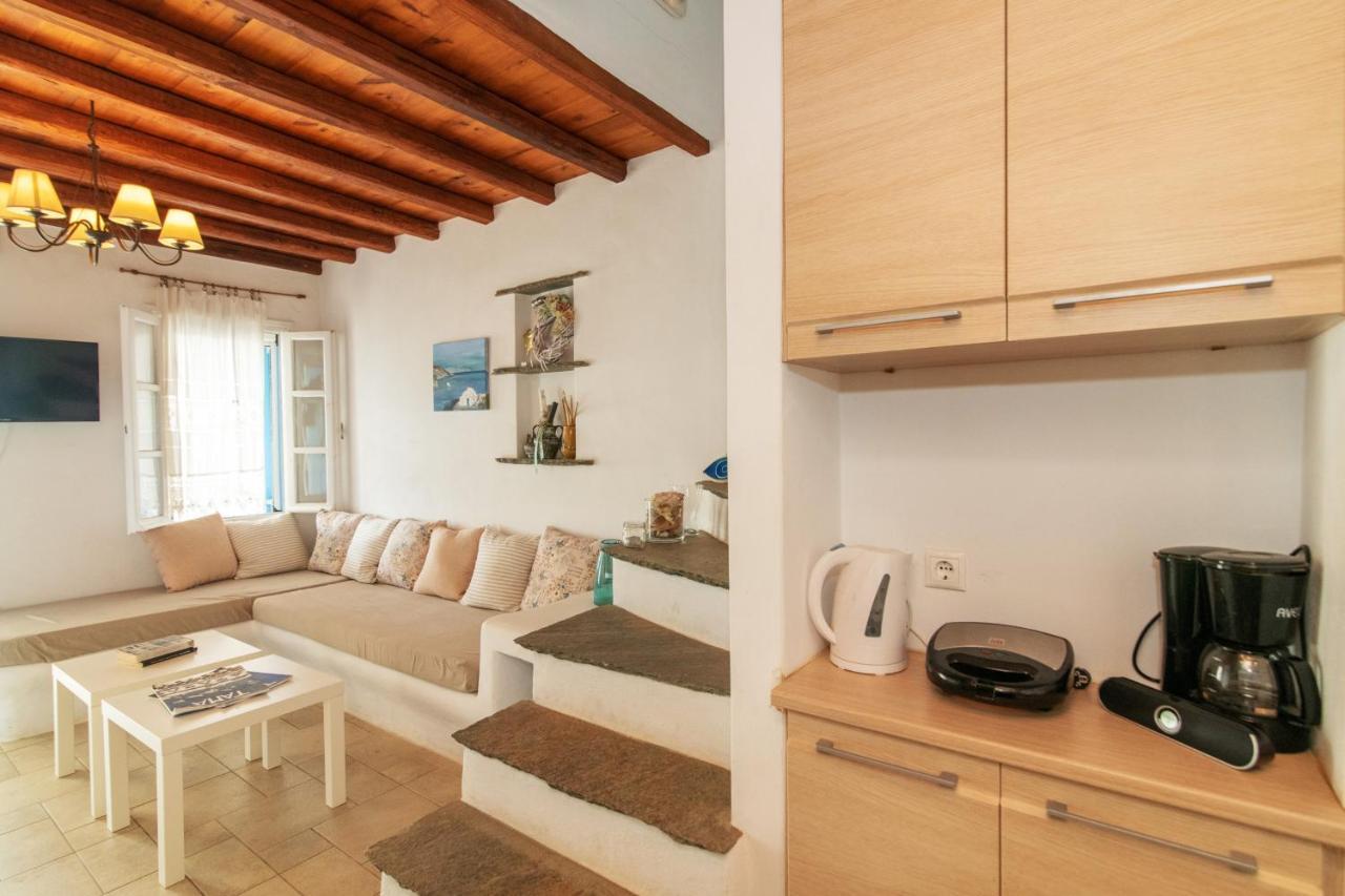 Casa Di Sole E Sabbia Villa Tinos Exterior photo