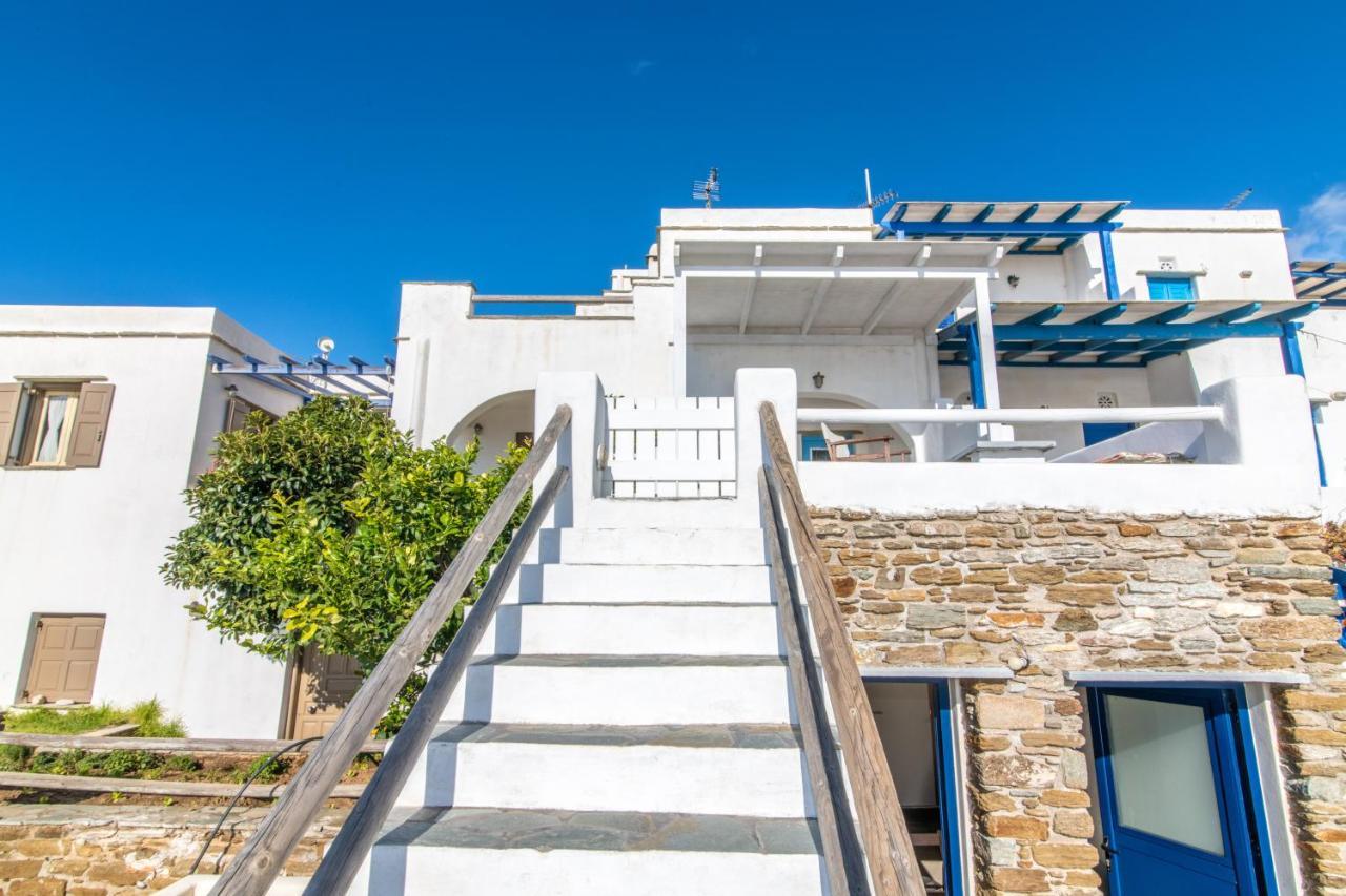 Casa Di Sole E Sabbia Villa Tinos Exterior photo